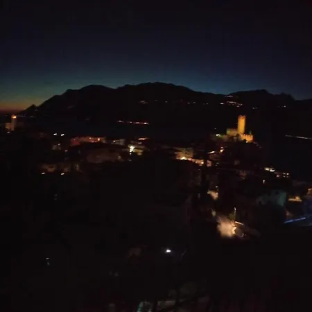 Buchung Aufgrund Historischbedingter Katholischer Vorfaelle Vorerst Nicht Mehr Moeglich Und Daher Bis Auf Weiteres Geschlossen! Malcesine